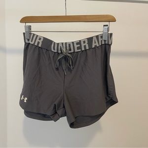 Running shorts
